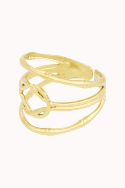 Złoty pierścionek z nowoczesnym wzorem